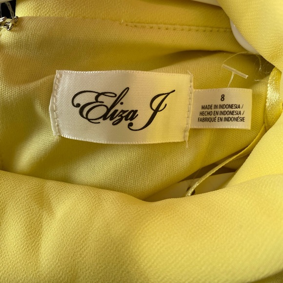 Eliza J mock neck shift yellow dress - Picture 5 of 5
